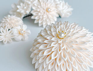 ブライダル　髪飾り