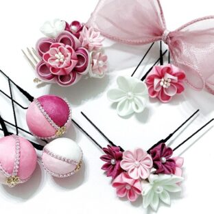 つまみ細工　髪飾り　ヘアアクセサリー　成人式　七五三　ピンク