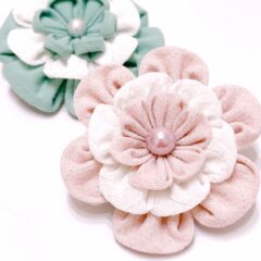 丸ひだつまみのヘアクリップでヘアアレンジのポイントに♪