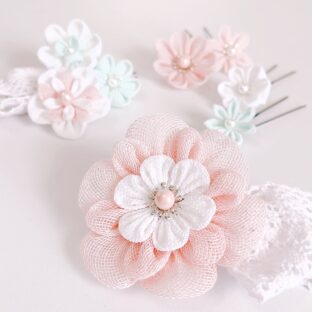 可愛いつまみ細工の髪飾りのご紹介